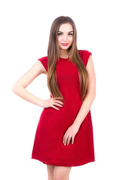 Красное весеннее платье